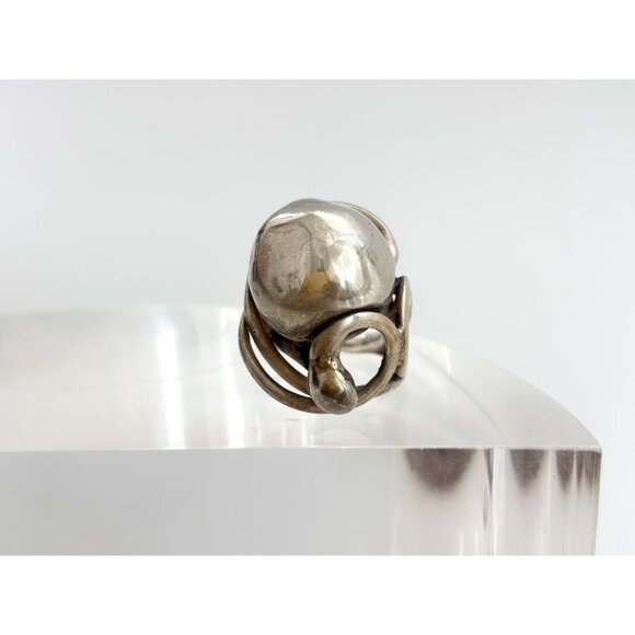 Pewter Unusual Modernist Orb Abstract Style Silver Toned Vintage Ring - sz 6.5 - Picture 4 of 15